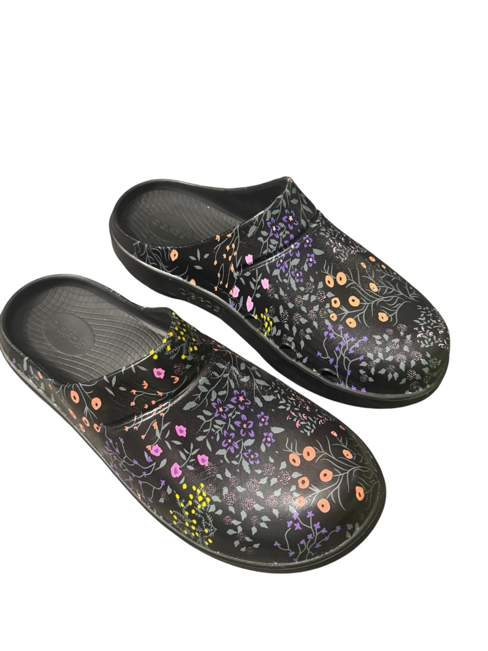 Oofos Women's OOcloog Limited Edition Clog - Meadow Size 11